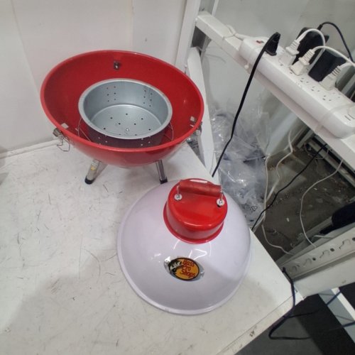 TABLE TOP BOBBER CHARCOAL GRILL - RED AND WHITE (MODEL: 101334555) image 3