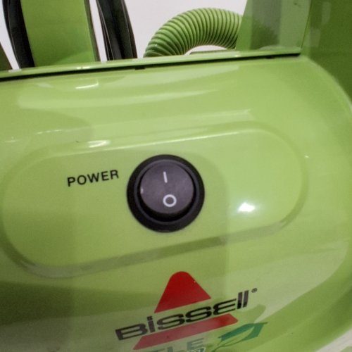 BISSELL LITTLE GREEN PORTABLE CARPET AND UPHOLSTERY SPOT VACUUM CLEANER - GREEN (MODEL: 3353G) image 2