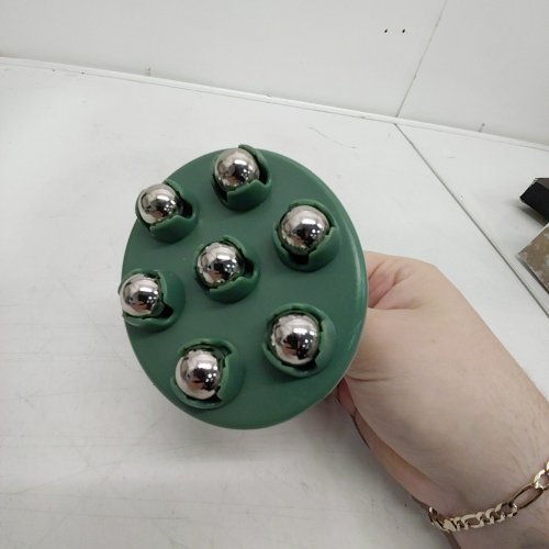 HANDHELD BALL MASSAGER - GREEN image 3