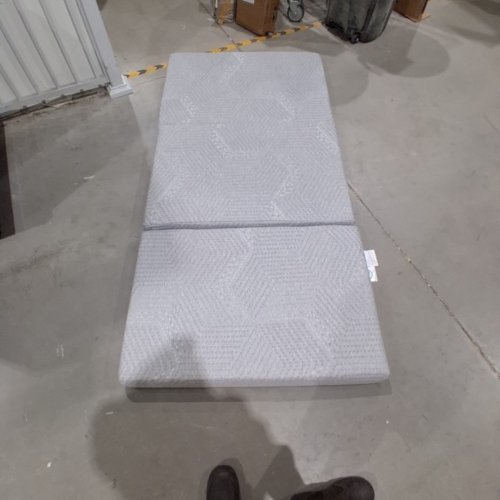MILLIARD SLEEP TRIFOLD MEMORY FOAM MATTRESS - SINGLE 75"X25"X4" image 2