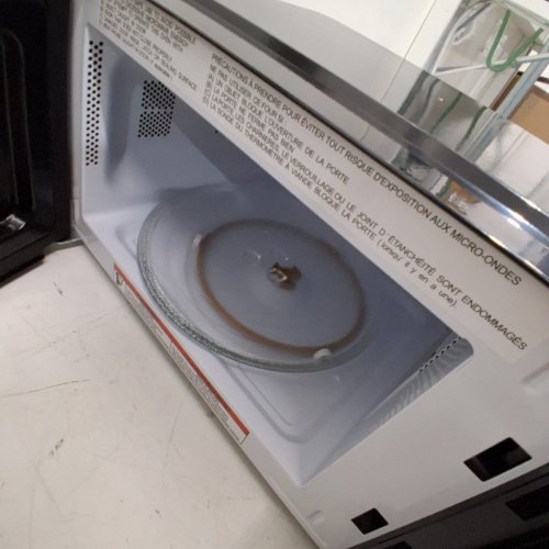 CHEFMAN COUNTERTOP MICROWAVE OVEN - 0.7 CU. FT - BLACK (MODEL: RJ55-7-V2-CA) image 5