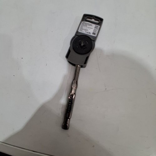 CRAFTSMAN OVERDRIVE PEAR HEAD RATCHET - 180T - 3/8" DRIVE - SILVER (MODEL: CMMT82111) image 3
