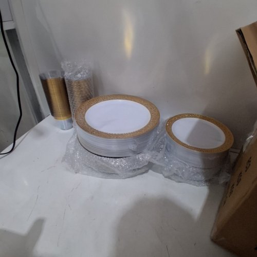 700PC DINNERWARE SET FOR WEDDING, PARTY, EVENT, 100 PLACE SETTINGS - GOLD/WHITE image 2