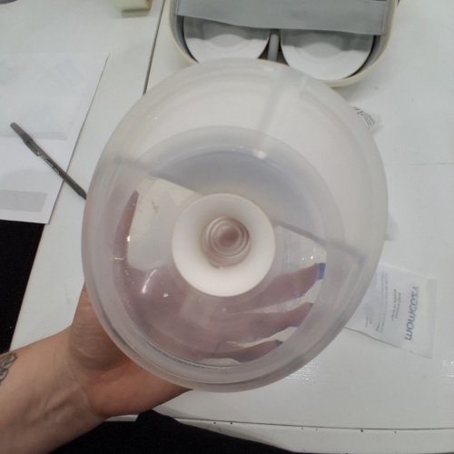 MOMCOZY M5 SMART WEARABLE BREAST PUMPS WITH APP CONTROL - WHITE (MODEL: BP380) image 5