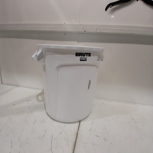 RUBBERMAID COMMERCIAL PRODUCTS BRUTE GARBAGE CAN - 10GAL- WHITE - (MODEL: FG261000WHT) image 2