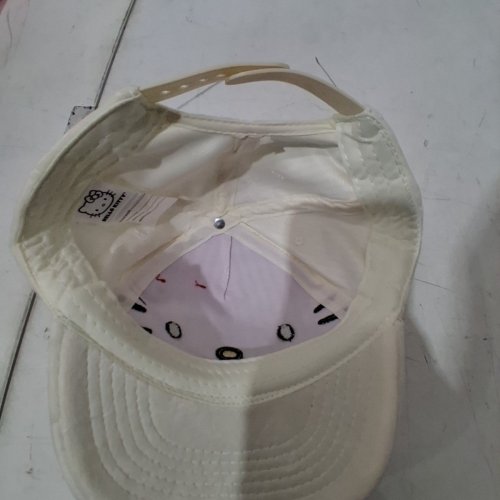 TODDLER'S HELLO KITTY FUZZY BASEBALL CAP - SIZE 2-3X - WHITE (MODEL: HKGH0021CN) image 3