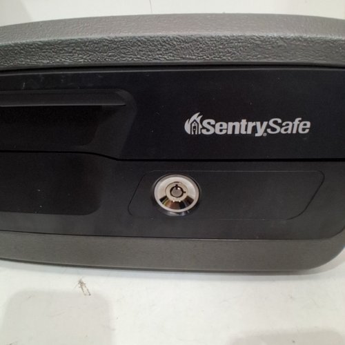 SENTRYSAFE FIRE AND WATER-RESISTANT CHEST SAFE BOX WITH KEY LOCK - 10.2L - BLACK (MODEL:46-3531-0) image 3