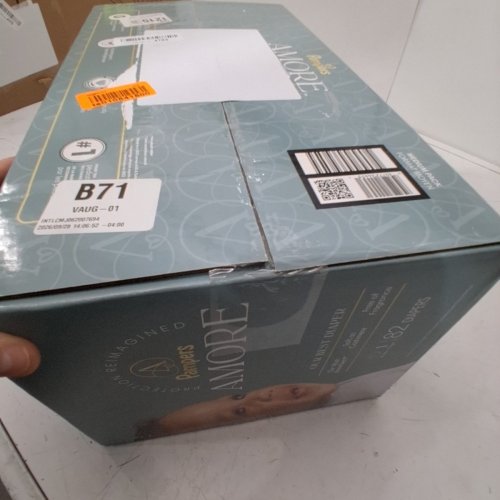 82PK PAMPERS AMORE ABSORBENT FRAGRANCE FREE DIAPERS - SIZE 1 - WHITE image 3