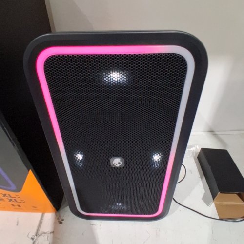 SKULLCANDY STOMP XL WIRELESS BLUETOOTH PARTY SPEAKER - INTEGRATED CARRY HANDLE​, IPX5 WATER RESISTANCE, 12-HOUR BATTERY LIFE - BLACK ORANGE (MODEL:2SKSK1851/4449801) image 2