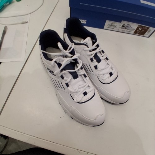 MEN'S K-SWISS RUNNING SNEAKERS - SIZE 11 - WHITE / NAVY (ITEM: 2005111) image 3