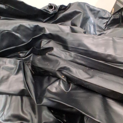BESTWAY 2-IN-1 INFLATABLE FOLD OPUT COUCH SOFA - 74" X 60" X 25" - BLACK image 4