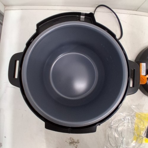 INSTANT POT RIO 7-IN-1 ELECTRIC MULTI-COOKER - 6QT - BLACK (MODEL: DUPC601BK) image 4