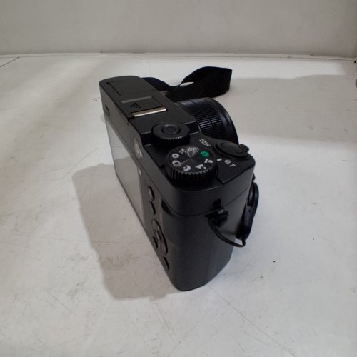 4K 64MP DIGITAL CAMERA WITH FLASH & 16X ZOOM - 2.8" DISPLAY - BLACK (MODEL: DC218) image 7
