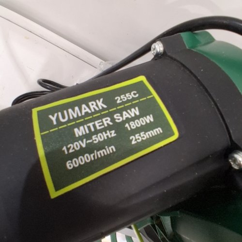 YUMARK CORDED MITER SAW CIRCULAR SAW - 10", 6000RPM, WITH PRECISION MITER ANGLES, LIGHTWEIGHT DESIGN, 45° ADJUSTABLE TABLE - GREEN/BLACK (MODEL: 255C) image 3
