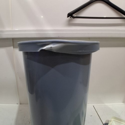 ASHFIELD & HARKNESS AIRTIGHT PET FOOD STORAGE CONTAINER - 30LBS CAP - GREY/WHITE image 5