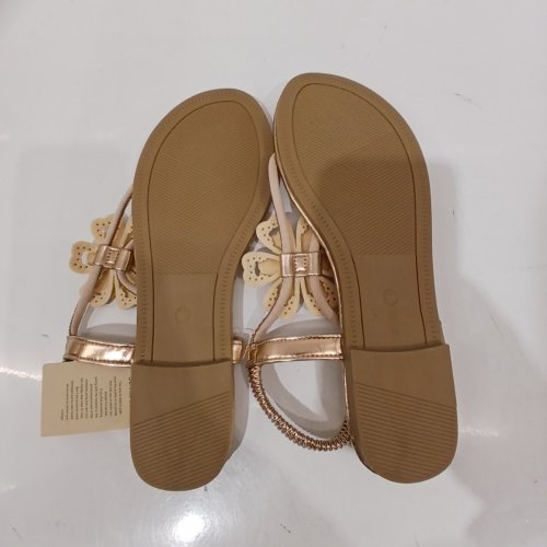 WOMEN'S HELTID RHINESTONE T-STRAP FLOWER FLAT SANDALS - SIZE 10 - GOLD image 5