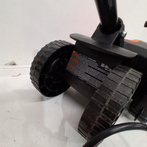 BLACK + DECKER 2-IN-1 CORDED LANDSCAPE EDGER & TRENCHER 12AMP - 1" - 1.5" DEPTH - BLACK/ORANGE (MODEL: LE750) image 5