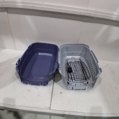 AMAZON BASICS 2-DOOR PET CARRIER - 22" - GREY/BLUE image 2