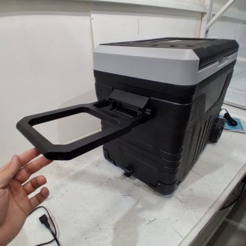 EUHOMY PORTABLE ELECTRIC COOLER AND FREEZER WITH WHEELS & 2 COMPARTMENTS - 50L - 12V DC / 110-240V AC - BLACK/GREY (MODEL: CFB-50) image 10