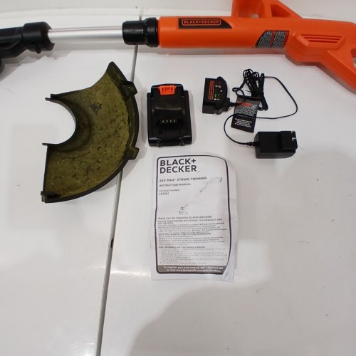 BLACK+DECKER 10" STRING TRIMMER/EDGER - 20V MAX LITHIUM BATTERY WITH CHARGER - BLACK/ORANGE (MODEL: LST201) image 6
