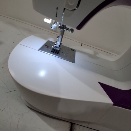SINGER M3500 32 STITCH SEWING MACHINE - WHITE/PURPLE (MODEL: M3500) image 2