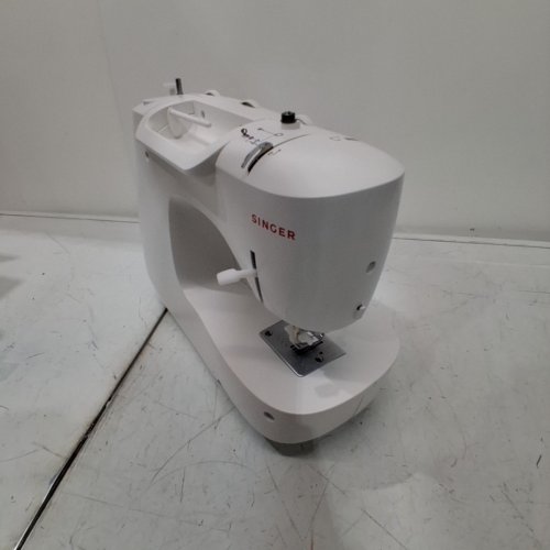 SINGER M3500 32 STITCH SEWING MACHINE - WHITE/PURPLE (MODEL: M3500) image 7