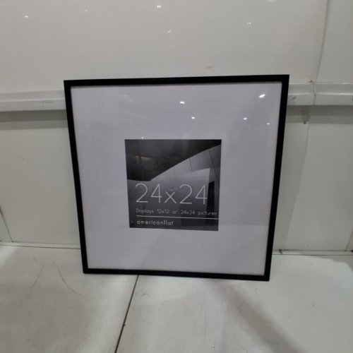 AMERICANFLAT FLOATING PICTURE FRAME - 24" X 24" - CLEAR/BLACK image 2