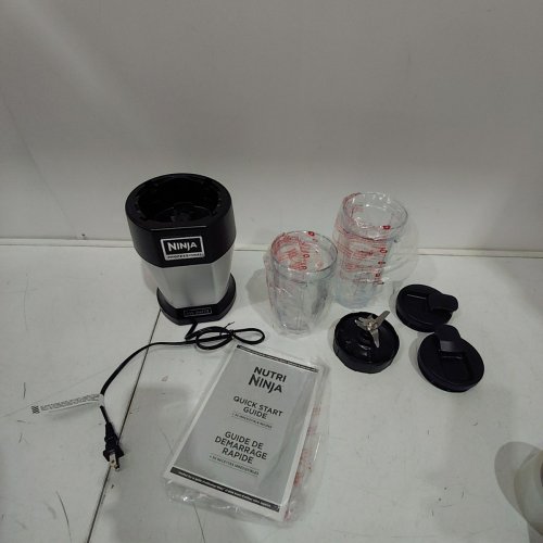 NINJA NUTRI PRO PERSONAL BLENDER SET - 18OZ & 24OZ - 900W - BLACK/SILVER (MODEL: BL450C) image 3