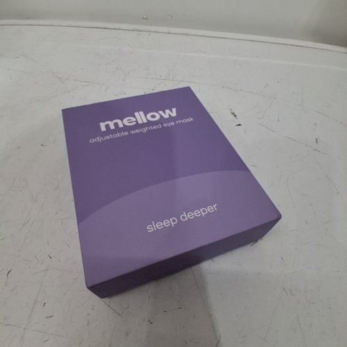 MELLOW BLACKOUT DEEP SLEEP ADJUSTABLE WEIGHTED EYE MASK - ONE SIZE FITS MOST - LAVENDER image 3