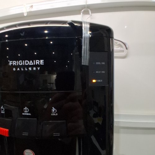 FRIGIDAIRE 5 GALLON TOP LOAD WATER DISPENSER BUILT-IN MINI FRIDGE COMPARTMENT - BLACK (MODEL: FGWC413-BLACK) image 2