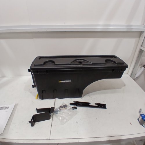 UNDERCOVER SWINGCASE TRUCK BED DRIVERS SIDE STORAGE BOX FOR 2019 - 2023 CHEVROLET SILVERADO/ 2019 - 2023 GMC SIERRA - BLACK (MODEL: SC104D) image 2