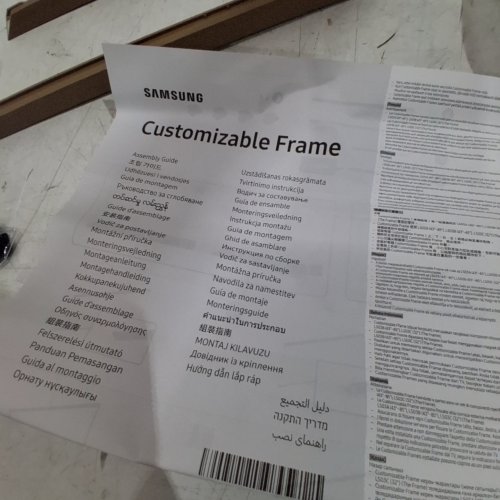 SAMSUNG THE FRAME CUSTOMIZABLE BEZEL TV FRAME - 32" - TEAK (MODEL: VG-SCFC32TKBZA) image 3