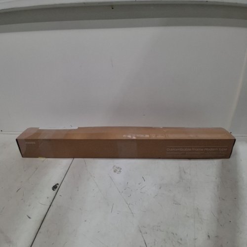 SAMSUNG THE FRAME CUSTOMIZABLE BEZEL TV FRAME - 32" - TEAK (MODEL: VG-SCFC32TKBZA) image 4