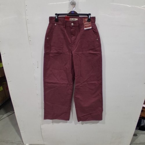 WOMEN'S LEVI STRAUSS SIGNATURE CINCH WAIST CARGO PANTS - SIZE 8 - BURGUNDY image 2