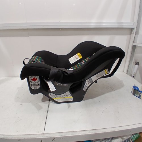 COSCO SCENERA NEXT CONVERTIBLE CAR SEAT WITH TRAVEL COVER - TRIANGLES (MODEL: 22182C-EJQ) image 6
