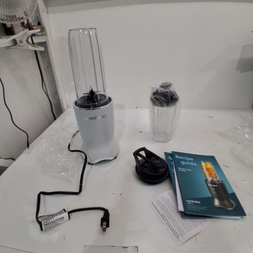 NUTRIBULLET ULTRA TOUCH CONTROL PERSONAL BLENDER - 900ML 1200W - PEARL WHITE (MODEL: NB-500) image 3