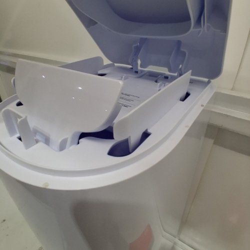 DIAPER GENIE SIGNATURE PAIL EASY ROLL WITH REFILL BAGS - WHITE (MODEL: ‎I000602) image 3