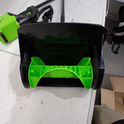 GREENWORKS **TOOL ONLY** PRO BRUSHLESS CORDLESS MOTOR SNOW SHOVEL- 80V MAX POWER - 12" - GREEN (MODEL: GLSS80000/2601202) image 5