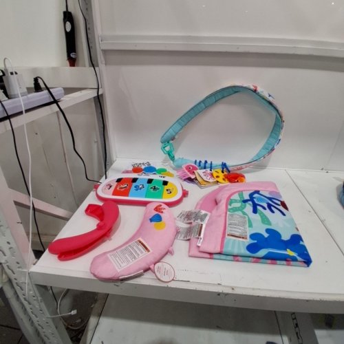 BABY EINSTEIN 4-IN-1 OCEAN EXPLORERS INFANT ACTIVITY PLAY MAT - 34" X 27" X 18" - PINK / MULTICOLOUR image 3