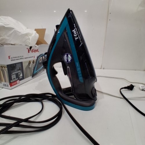 T-FAL ULTRAGLIDE PLUS ENHANCED STEAM IRON WITH CALCIUM COLLECTOR - BLACK/TEAL (MODEL: 1980969/FV5871Q0) image 3