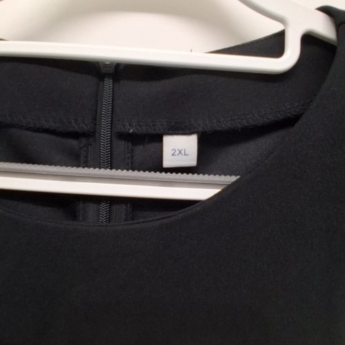 SLEEVELESS MIDI DRESS - 2XL - BLACK image 3