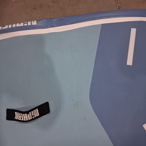 INFLATABLE STAND-UP PADDLE BOARD - BLUE AND WHITE image 6