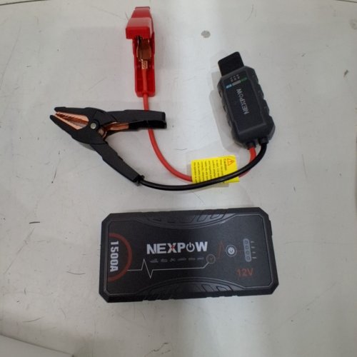 NEXPOW 1500A 12V PORTABLE POWER BANK BATTERY JUMP STARTER BOX WITH SMART CLAMPS & LED LIGHT - GASOLINE ENGINES UP TO 7.0L AND DIESEL ENGINES UP TO 5.5L (MODEL: Q10S) image 3