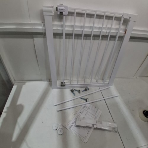 SAFETY 1ST EASY INSTALL WALK THROUGH BABY GATE - 29" TO 38" WIDE X 28" TALL - WHITE (MODEL: GA105CWHOF2) image 2