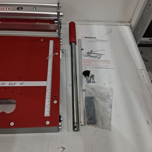 MAIHUITE PROFESSIONAL VINYL FLOORING CUTTER WITH ADJUSTABLE ANGLES - 10MM THICK - 13" - RED (MODEL: ‎MHT-330PRO) image 3