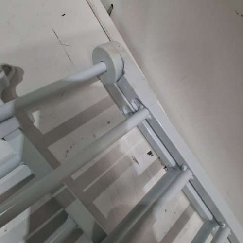 REGALO SUPER WIDE ADJUSTABLE BABY GATE AND PLAY YARD 2 -N-1 BONUS KIT - 28" X 130" - WHITE (MODEL: 1340 DS) image 4