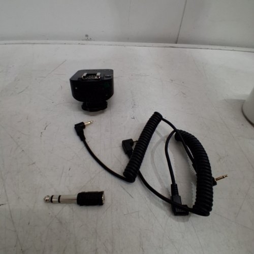 NEEWER WIRELESS FLASH RECEIVER FOR NEEWER QPRO-C/N/S TRIGGERS - 2.4G - BLACK (MODEL: QR) image 3
