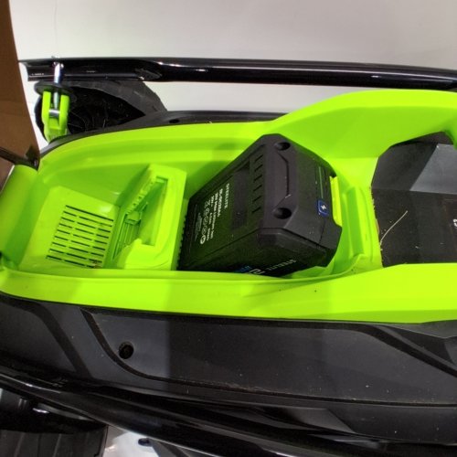 STEELITE CORDLESS HEIGHT ADJUSTABLE 5-POSITION ELECTRIC LAWN MOWER WITH 8GAL GRASS BAG / BATTERY & CHARGER - 13'' - GREEN/BLACK (MODEL: ‎DG500 ) image 2