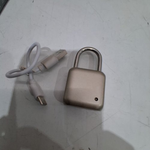 DIOCHE FINGERPRINT KEYLESS PADLOCK - BRASS GOLD/SILVER (MODEL: IPX2) image 3