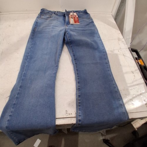 GIRLS' LEVI STRAUSS SIGNATURE HIGH-RISE FLARE JEANS - 16 - BLUE image 2